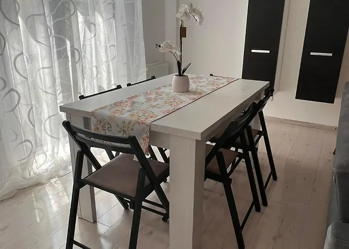 Elegant In Center * Kolozsvár